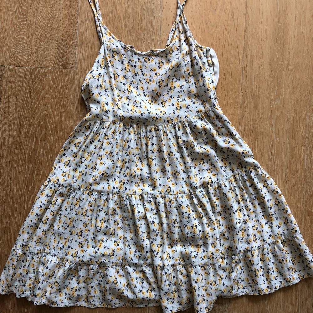 H&M Daisy Dress